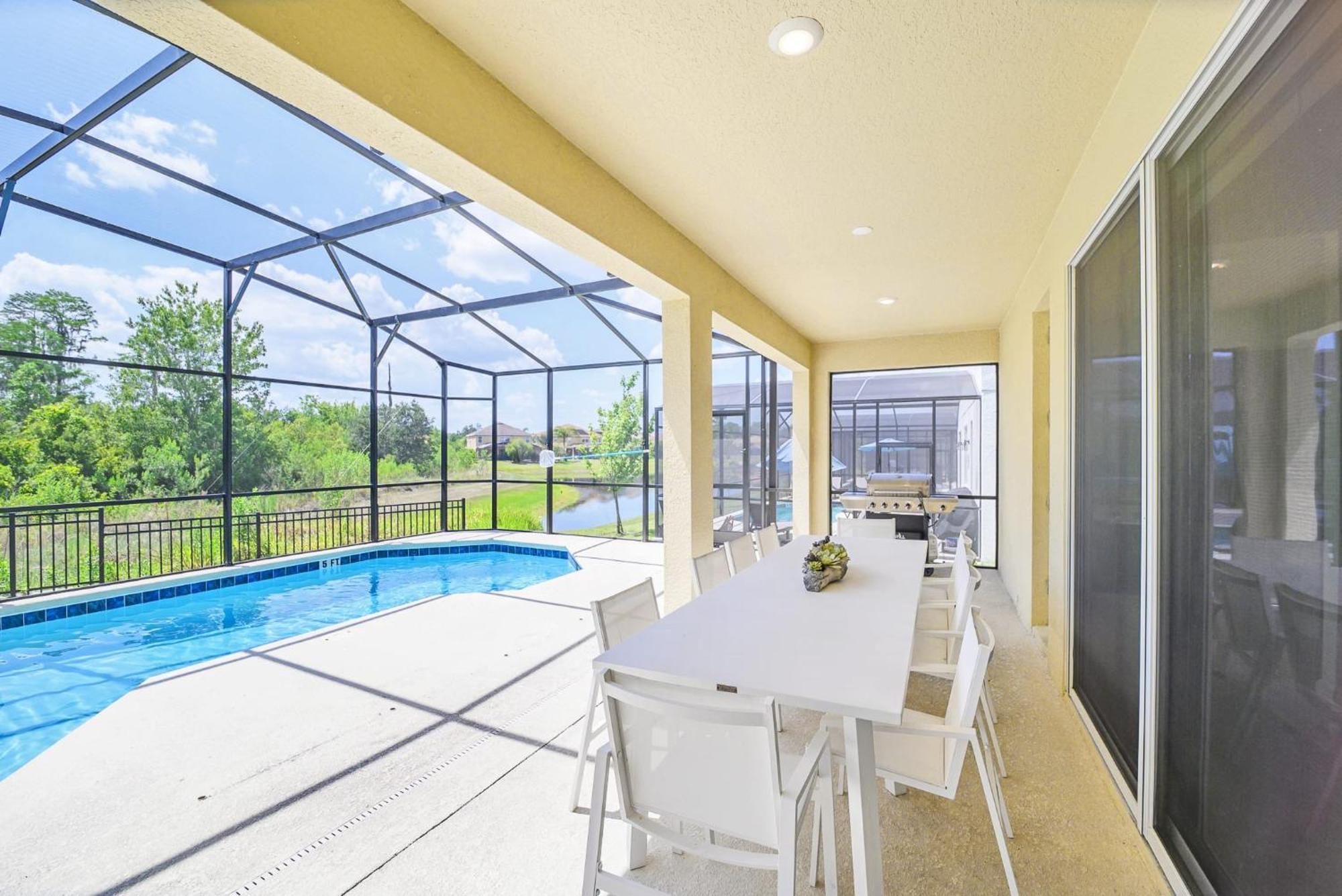 Stunning 9Br Home - Family Resort With Private Pool, Hot Tub, Games Room And Bbq! คิสซิมมี ภายนอก รูปภาพ